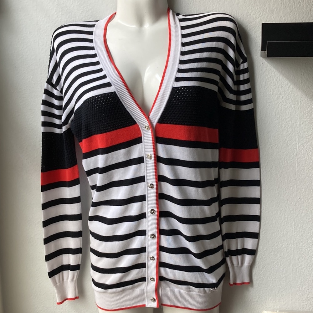 Escada XS